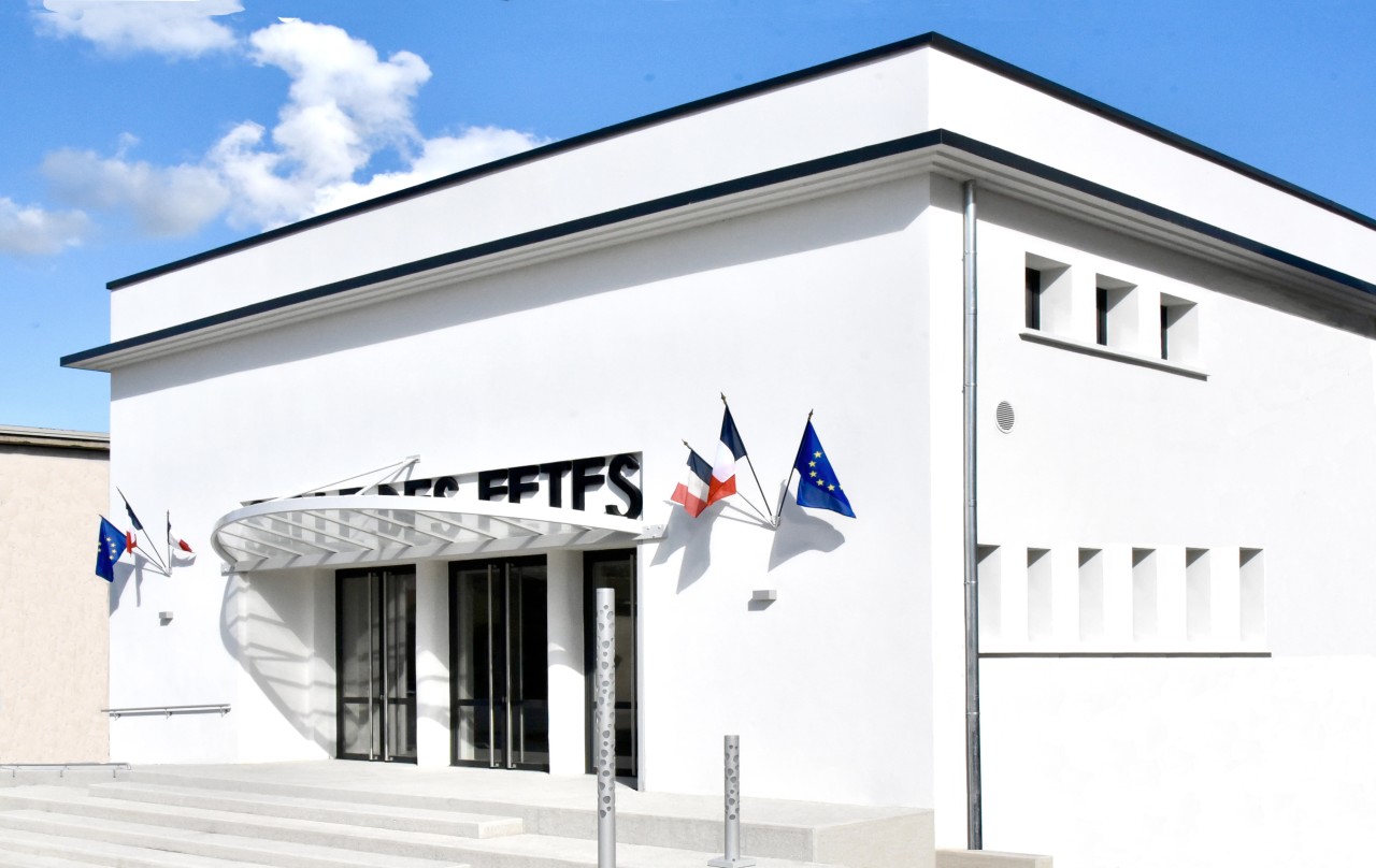 Salle des fêtes d'Anneyron